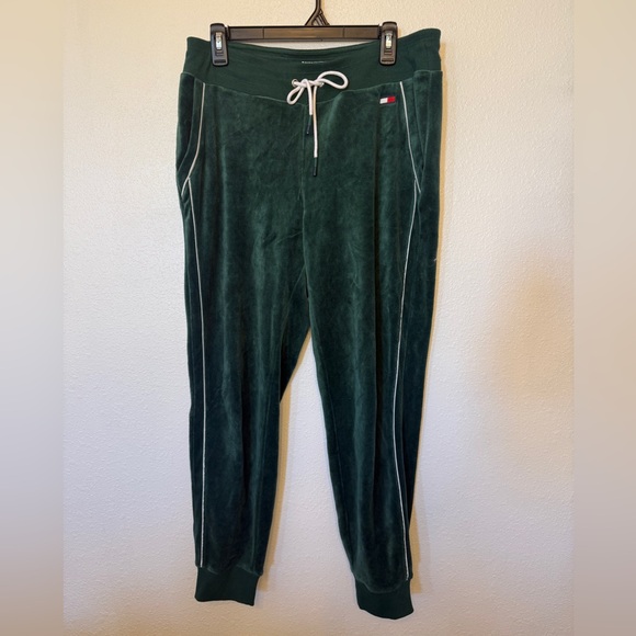 Tommy Hilfiger Pants - Tommy Hilfiger Sport sweatpants in a Rich Green Color